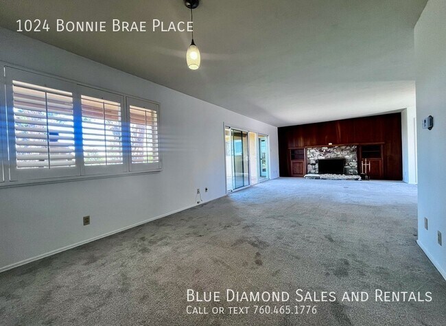 Foto del edificio - 1024 Bonnie Brae Pl