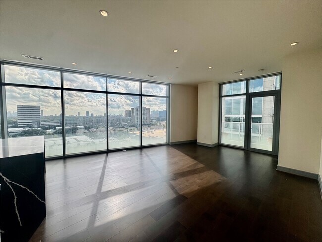 Foto del edificio - 4521 San Felipe St