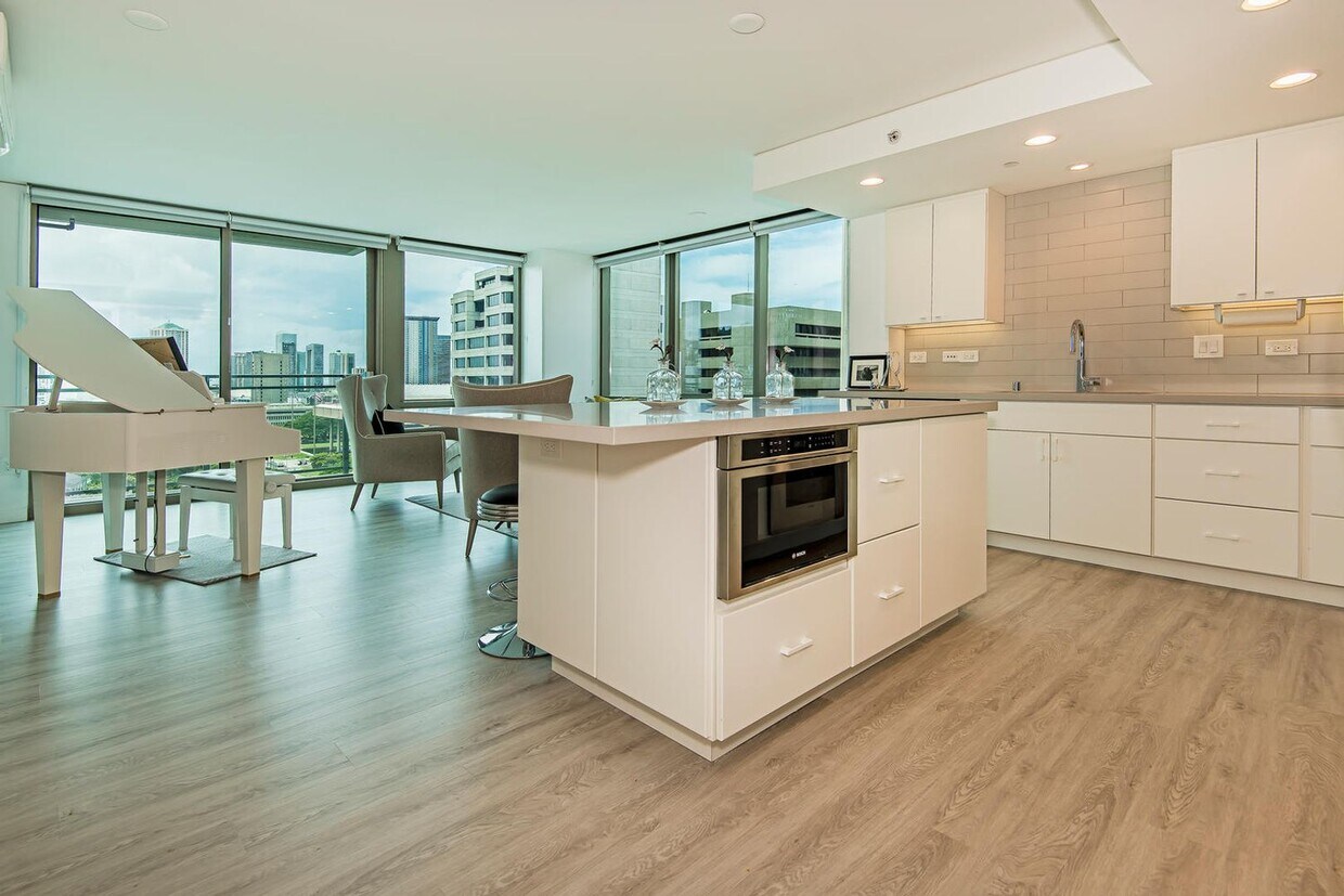 Foto principal - Downtown Honolulu - Convenient Living!