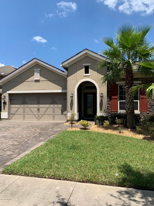 Primary Photo - 120 Berot Cir