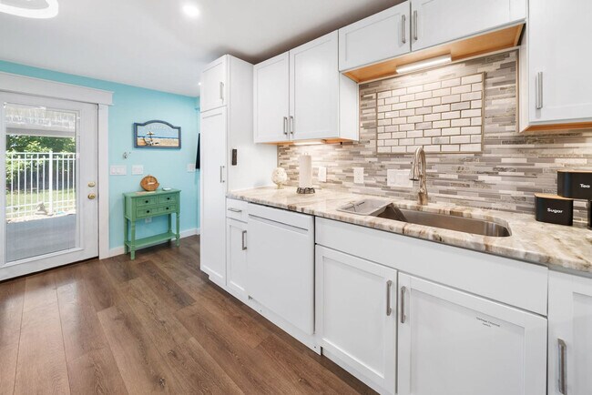 Foto del edificio - 505 Anemone St