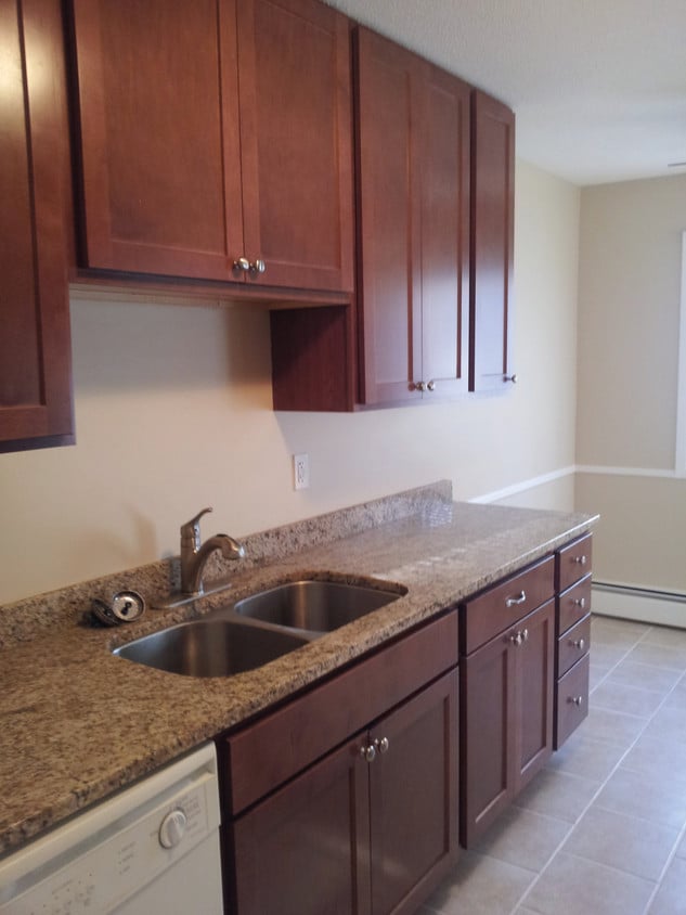 Whispering Pond Apartments Apartments in Little Canada, MN