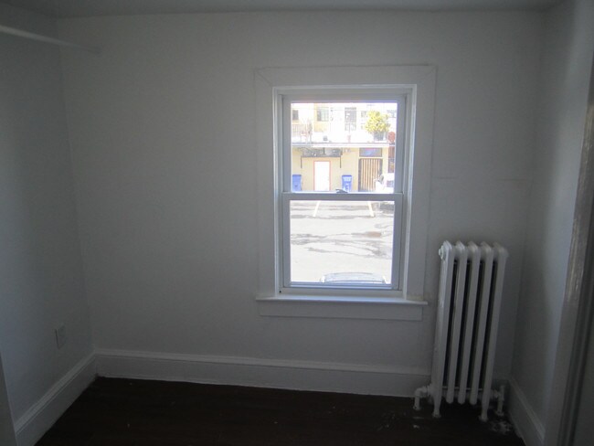 Building Photo - 123 N Florida Ave