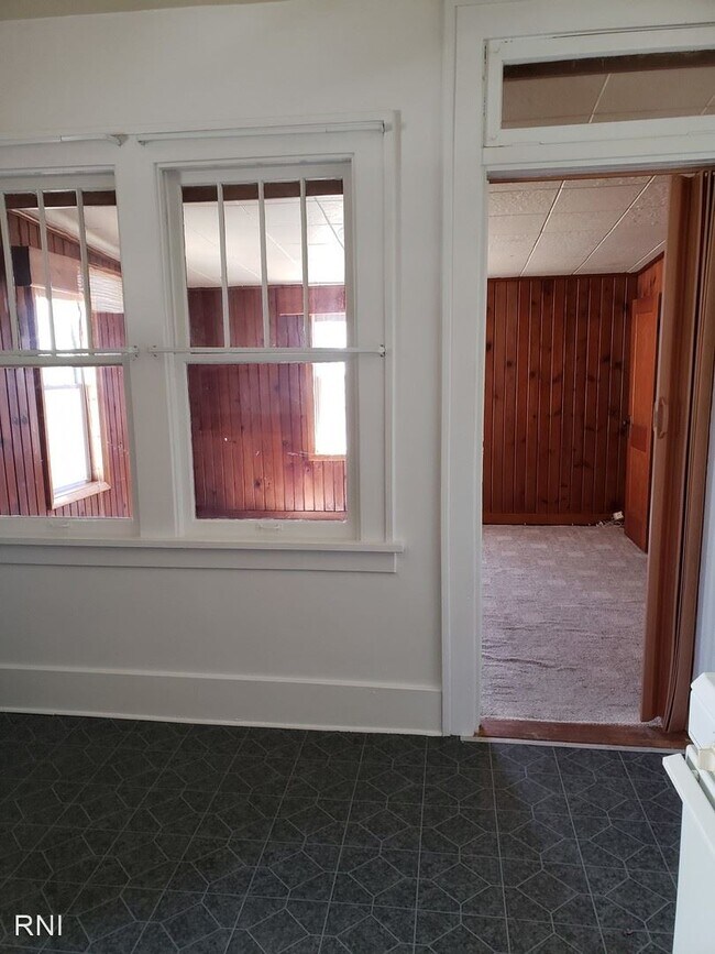 Foto del edificio - 1018 Rivermet Ave