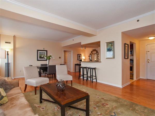 Another view of the open concept living room - 169 Monsignor Obrien Hwy