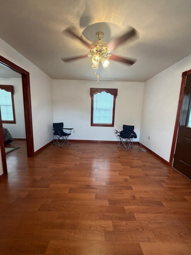 Foto del edificio - 5408 Romeo Ln