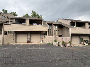 Building Photo - 6700 W 11th Ave