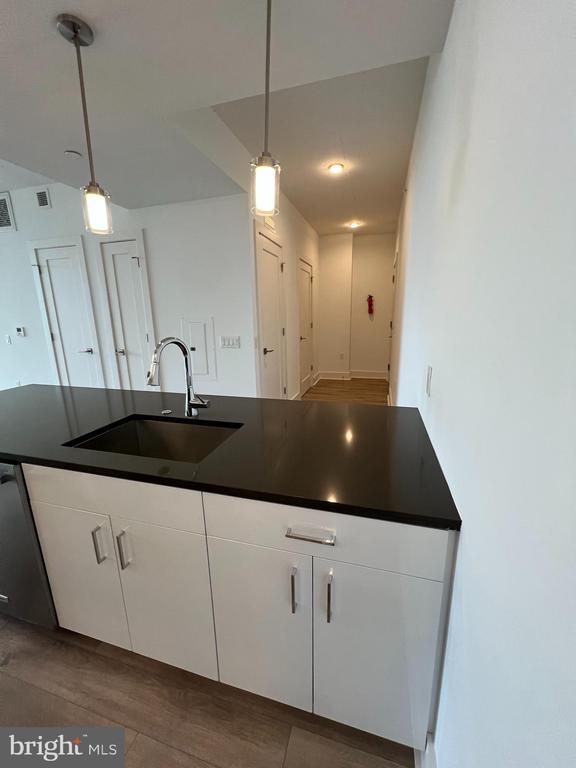 Foto del edificio - 88 V St SW