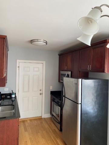 Foto del edificio - 4564 W George St