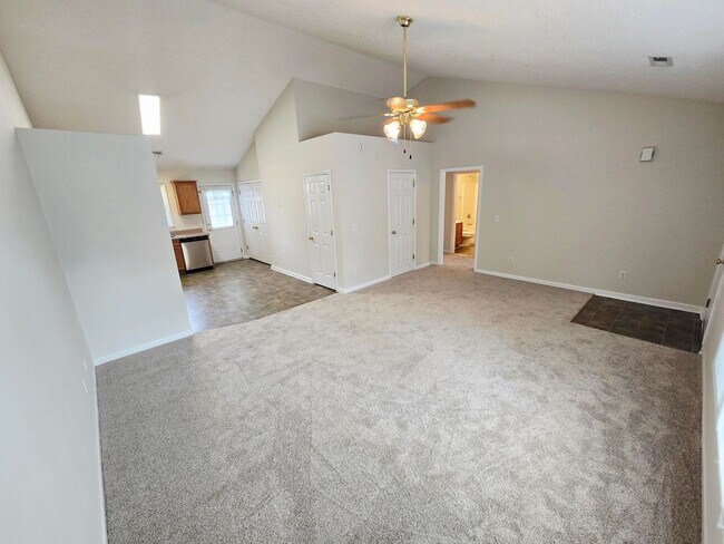 Foto del edificio - 3263 Alamance Rd