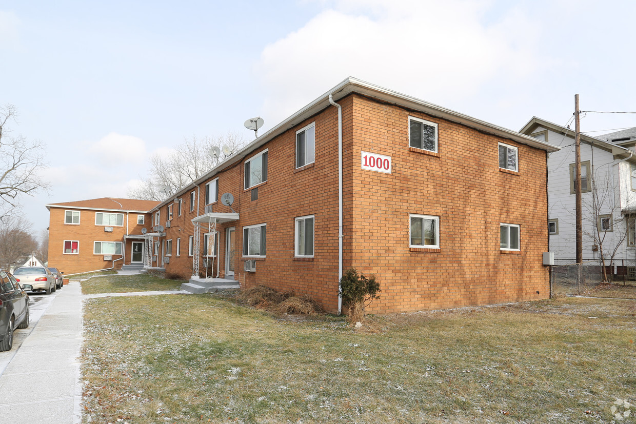 Apartments On Ridgeway