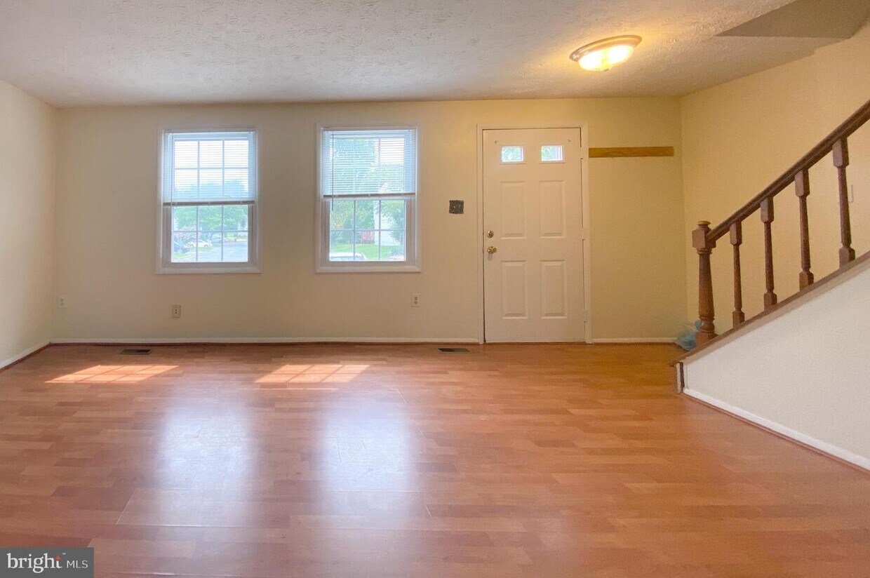 11171 Captain's Walk Ct, North Potomac, MD 20878 Townhome Rentals in