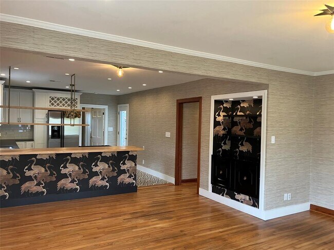 Foto del edificio - 1916 W 39th St