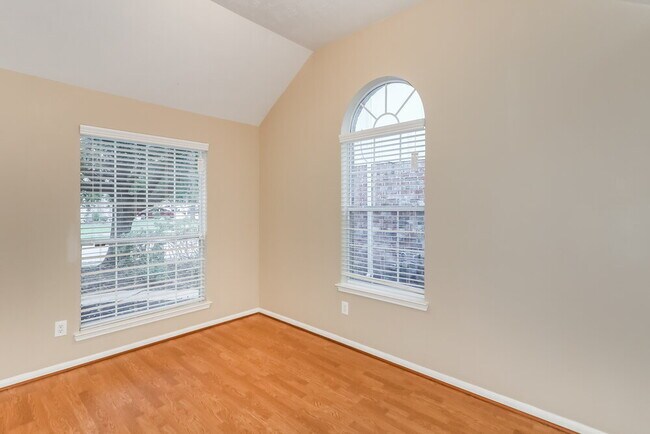 Building Photo - 6807 Arrowchase Ct
