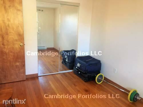 Building Photo - 2 Colonial Village Dr