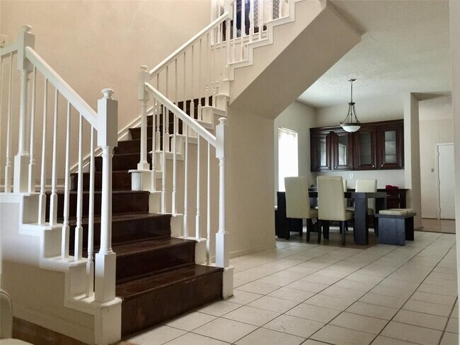 Foto del edificio - 11280 Braes Forest Dr