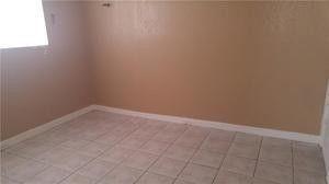 Foto del edificio - 8750 Gateway N Blvd