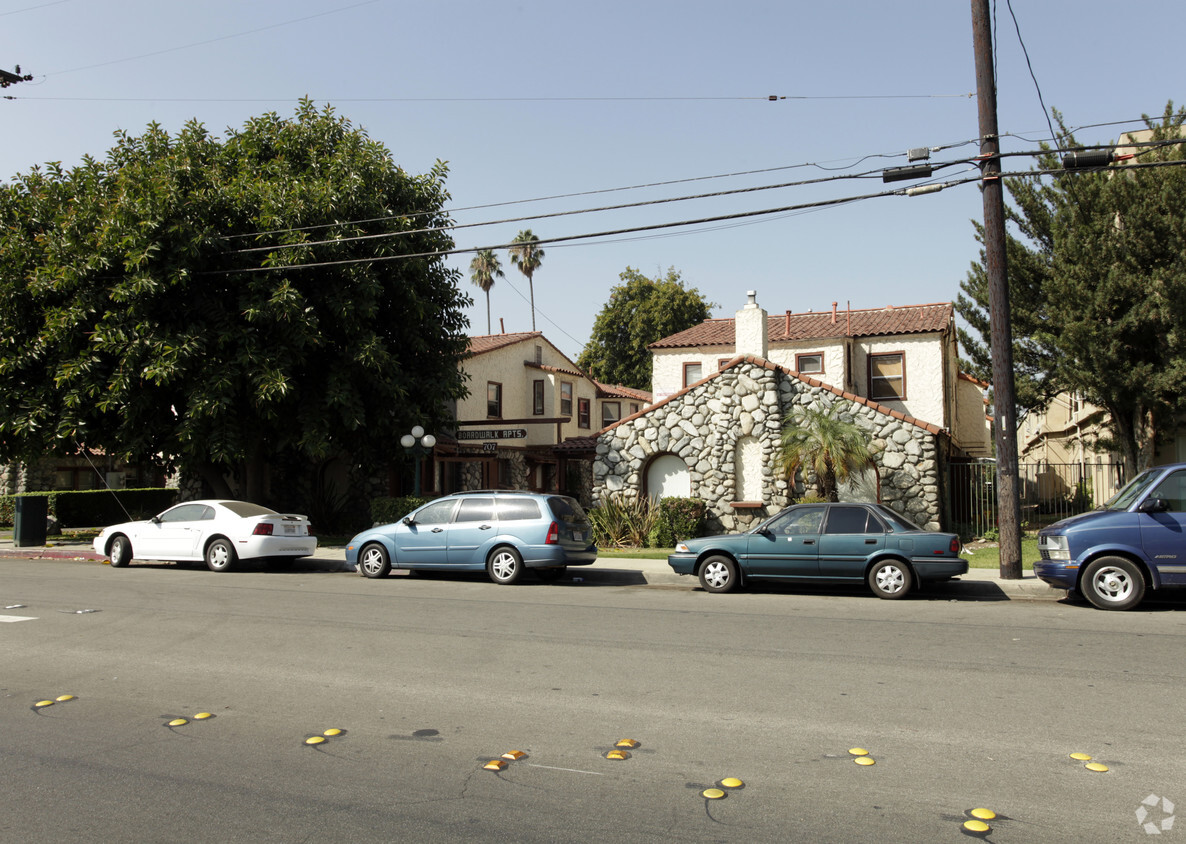 Primary Photo - Boardwalk Apartments