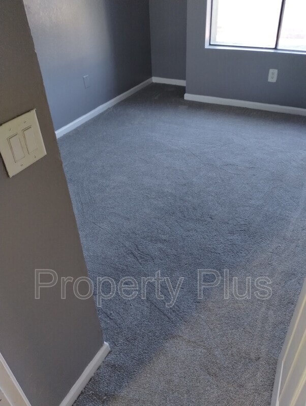 Foto del edificio - 1432 W Emerald Ave