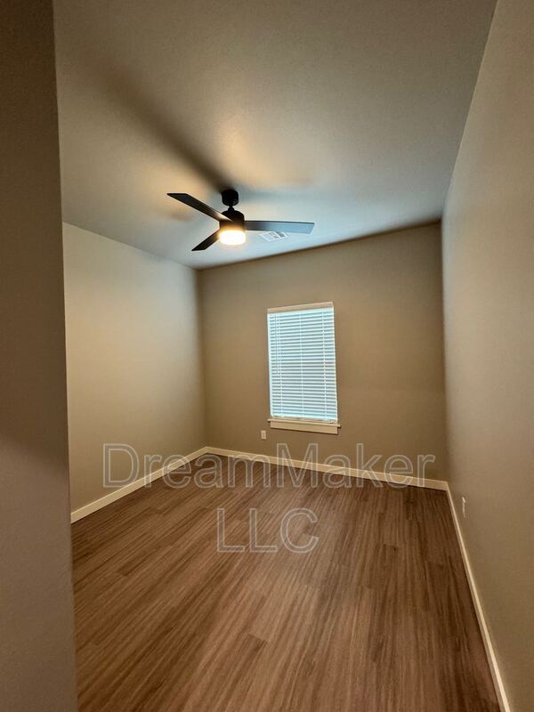 Foto del edificio - 678 Apple Blossom Way
