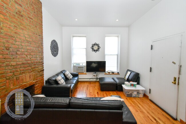 Foto del edificio - 220 Lexington Ave