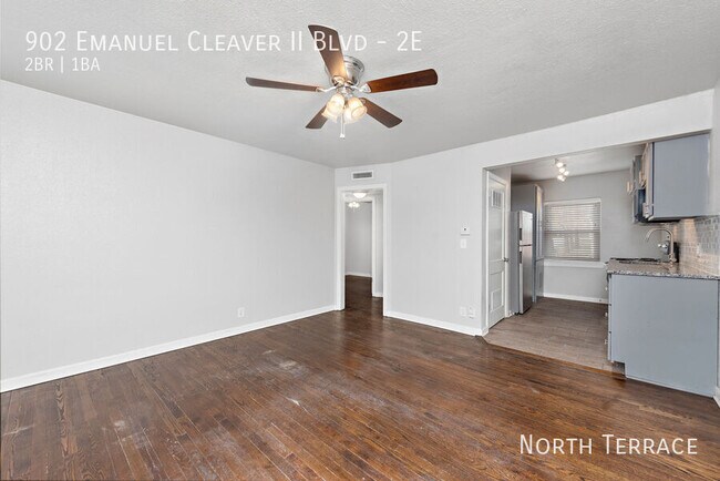 Building Photo - ? Renovated 2BR/1BA Near The Plaza with In...