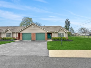 Building Photo - 472 Scioto Villa Ln