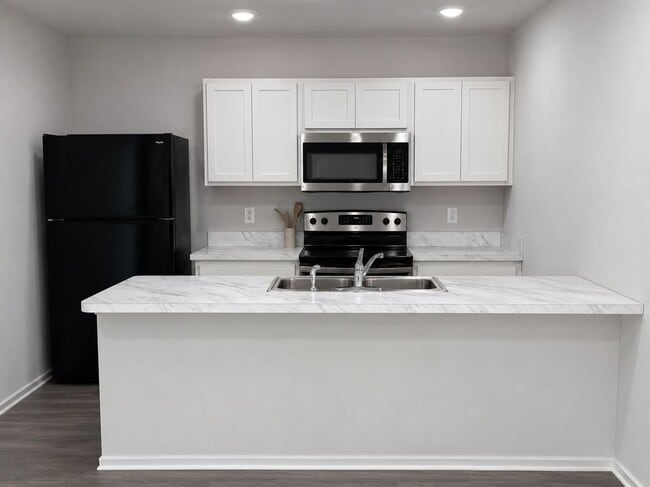 Building Photo - 3518 Silver Springs Ct