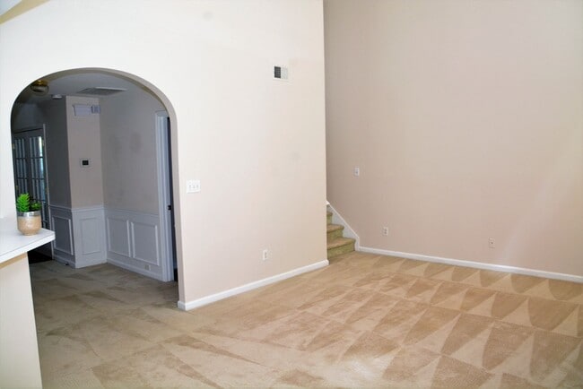 Building Photo - 11512 Fox Hill Dr