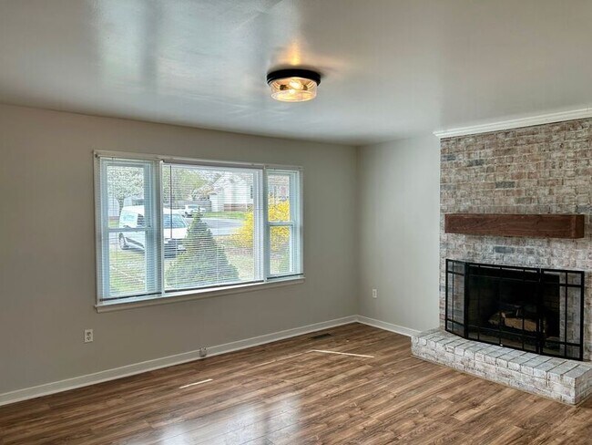 Building Photo - 7731 Drexelbrook Rd