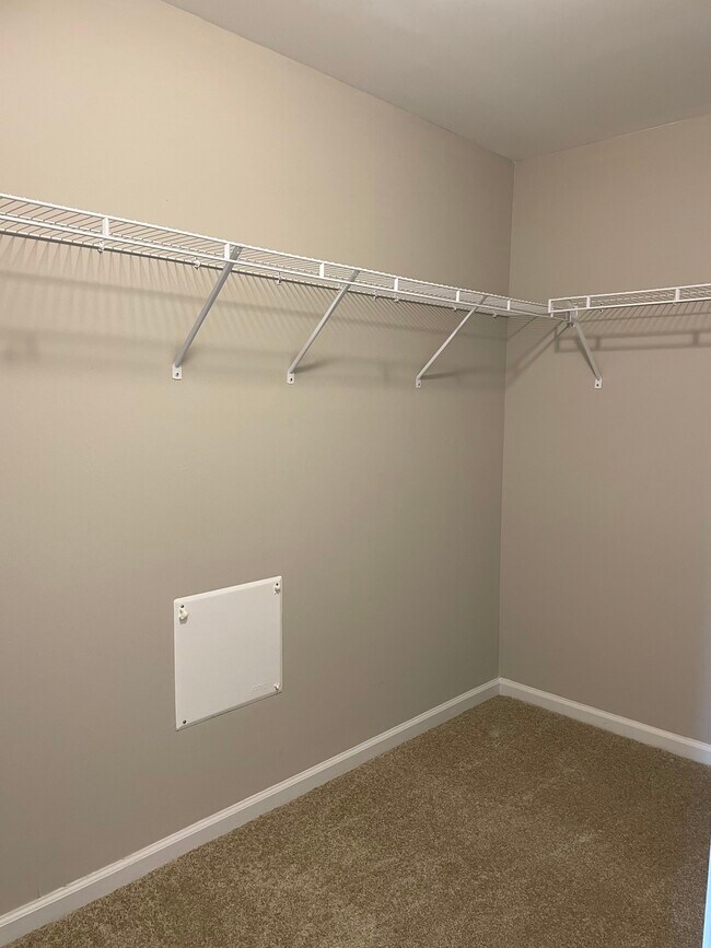 Fieldstone Place Rentals in Daleville at 150 Fieldstone Ln Daleville