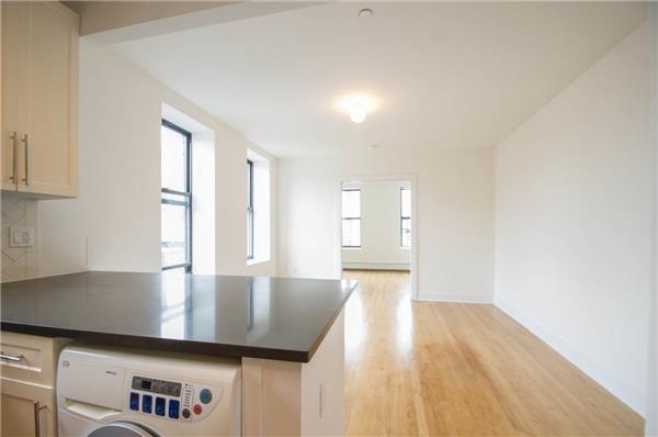 Building Photo - 305 W 150th St