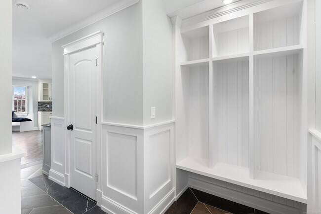 Foto del edificio - 864 Baldwin St