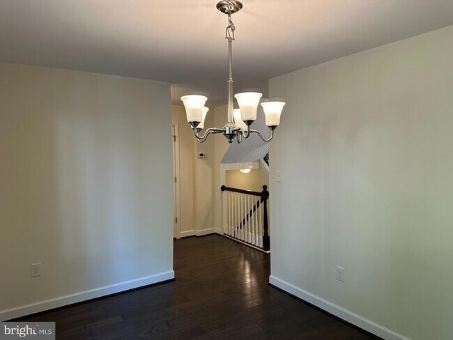 Foto del edificio - 8806 Ridge Hollow Ct