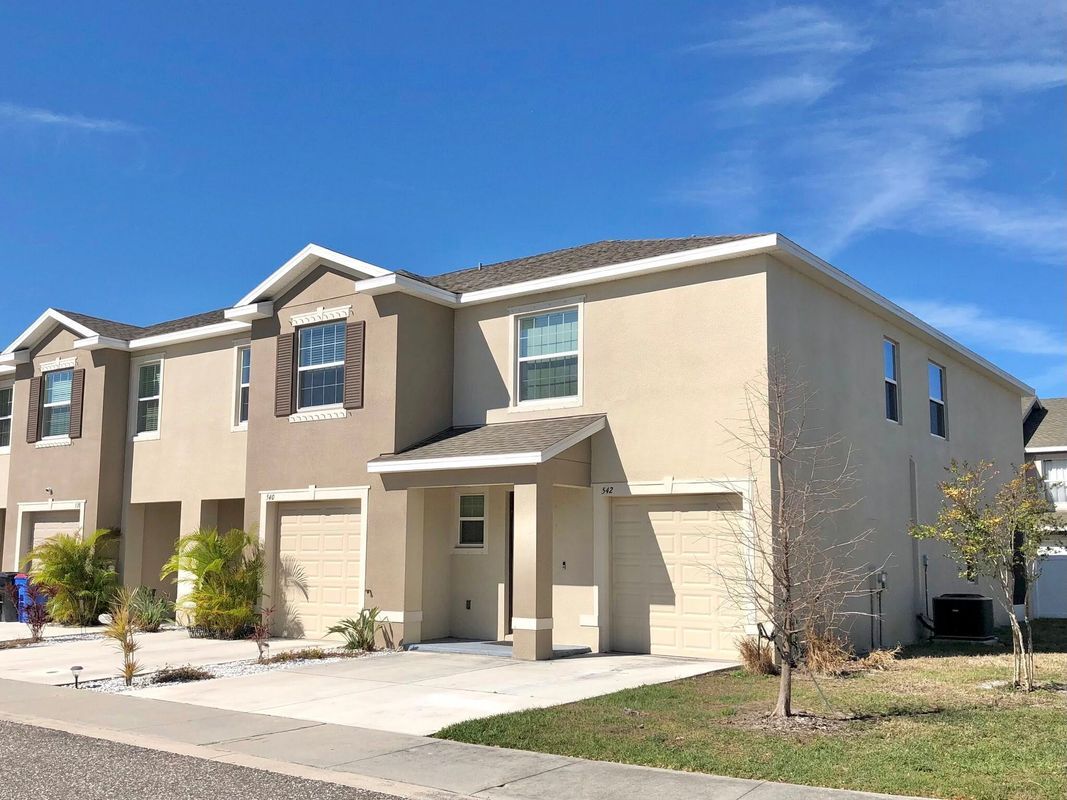 Primary Photo - 542 Newmont Cir