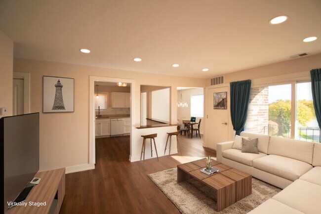 Foto del edificio - 14949 Lake View Dr