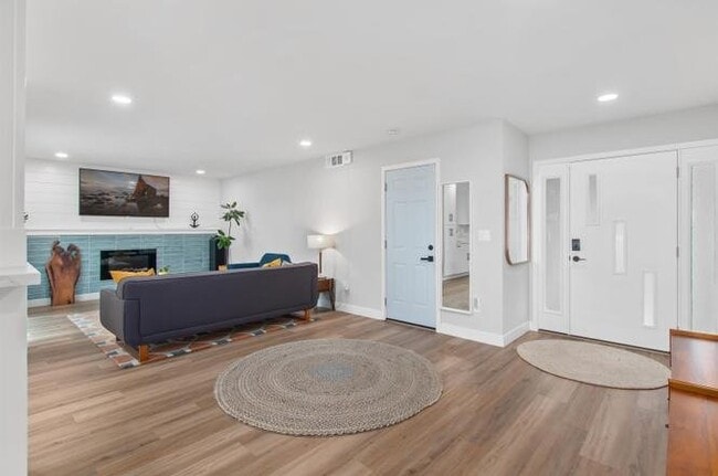 Building Photo - 4311 Janan Way