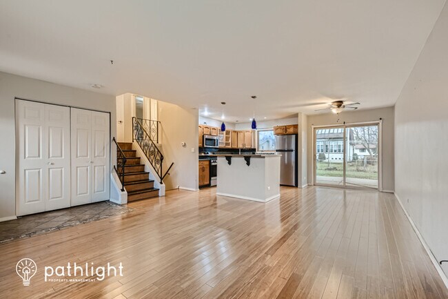 Foto del edificio - 1471 Walnut Avenue, Hanover Park, IL, 60133