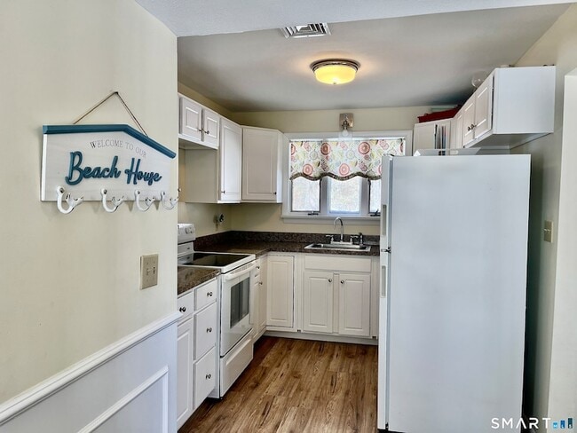 Foto del edificio - 51 Billow Rd