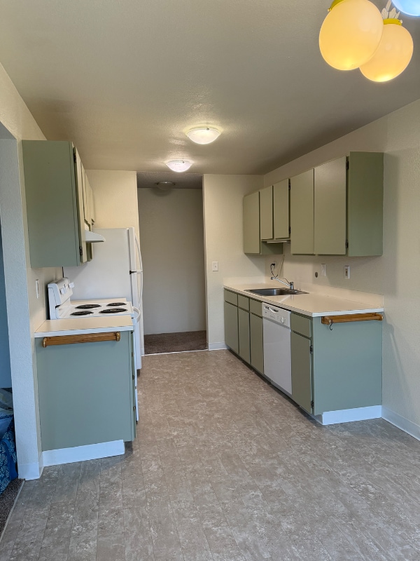 Foto del edificio - 8858 Interlake Ave N