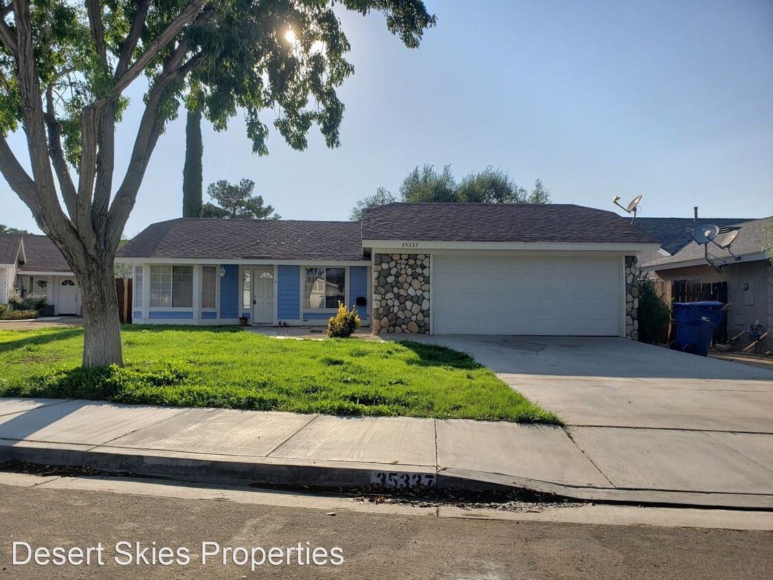 Primary Photo - 3 br, 2 bath House - 35337 Fortuna Ct