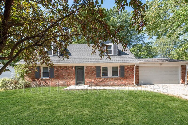 Foto principal - 1528 N Dukane Way