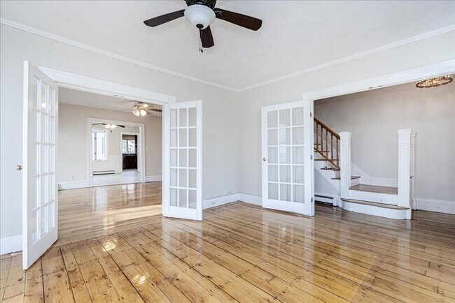 Building Photo - 9 Lapham St