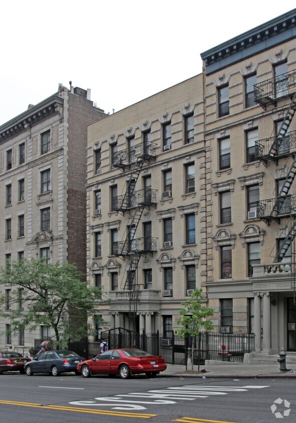 Foto principal - 531 W 135th St
