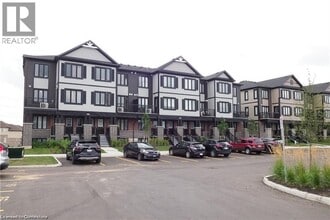 Building Photo - 160 Rochefort St.
