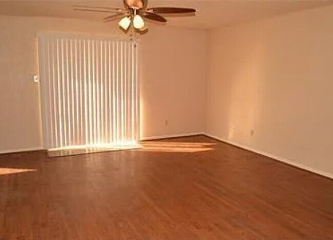 Building Photo - AVAILABLE SOON!