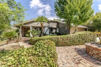 Building Photo - 3853 Eureka Dr