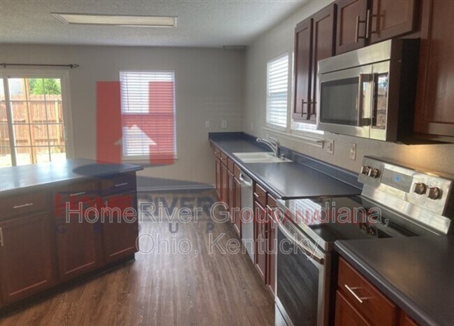 Building Photo - 8844 Browns Valley Ct