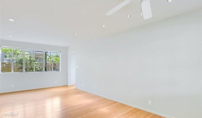 Foto del edificio - 1209 Elm St