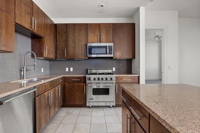 Foto del edificio - 3100 W 7th St